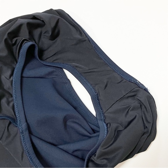 Lands’ End One Piece Swimsuit 10 navy blue solid minimal minimalist swim classic - Picture 6 of 9